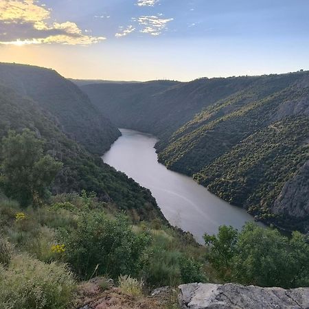 Cabanas Miraduero Aldeadávila de la Ribera Eksteriør billede